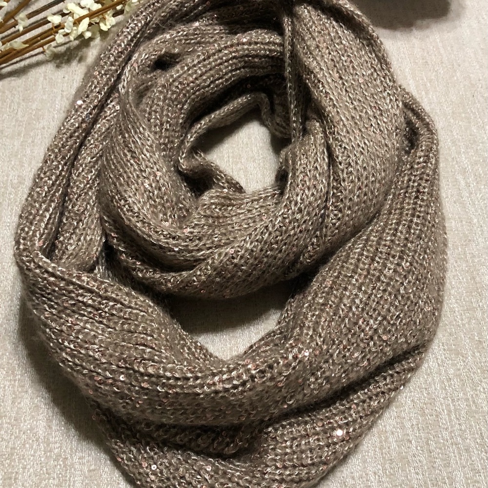 H&M Scarf